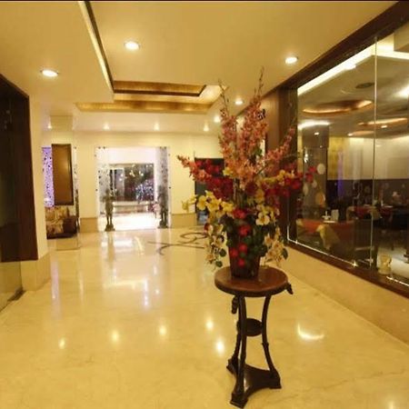 Hotel Mj Residency Dehradun Buitenkant foto